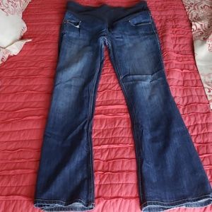 Old Navy maternity jeans